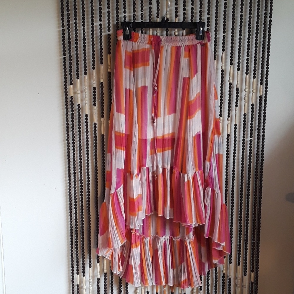 Roxy chic skirt